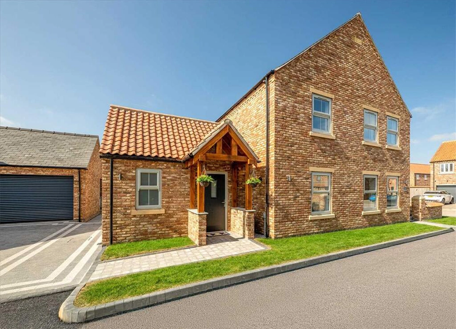 27 Oakfield Garden